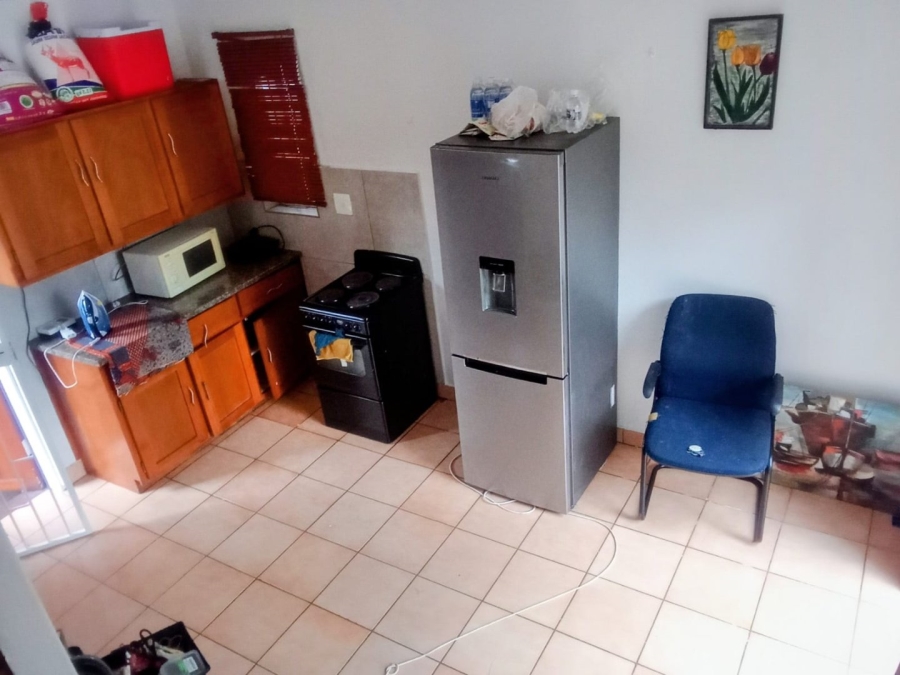 2 Bedroom Property for Sale in Pretoria North Gauteng
