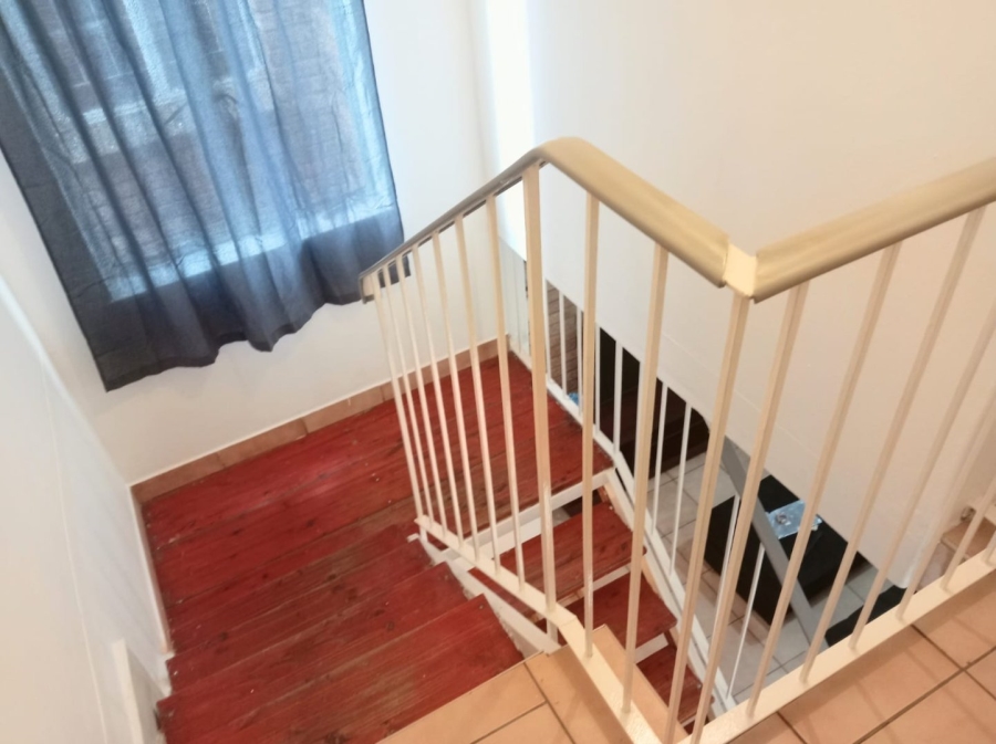 2 Bedroom Property for Sale in Pretoria North Gauteng