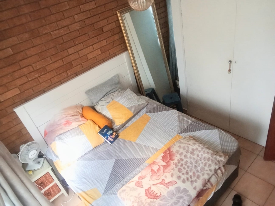 2 Bedroom Property for Sale in Pretoria North Gauteng