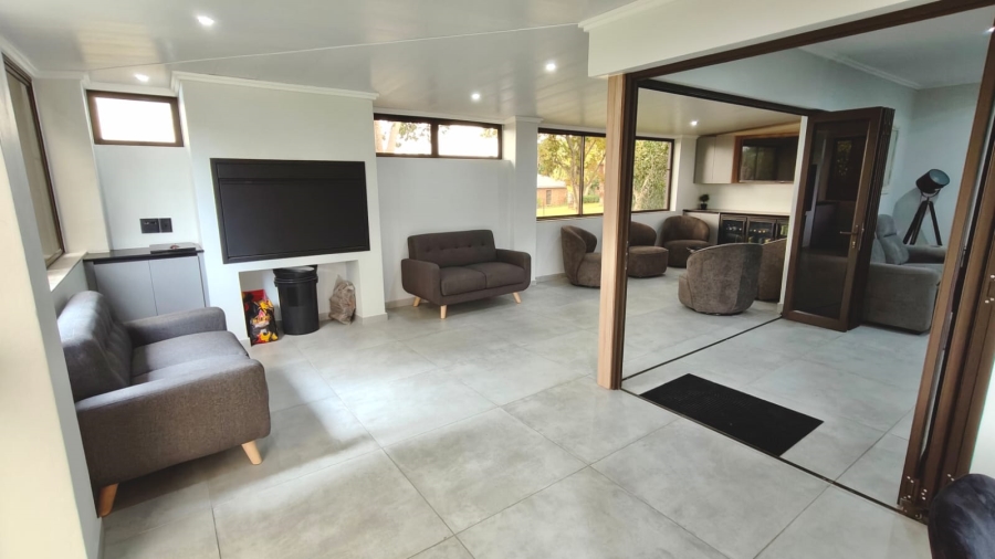 4 Bedroom Property for Sale in Vaal Marina Gauteng