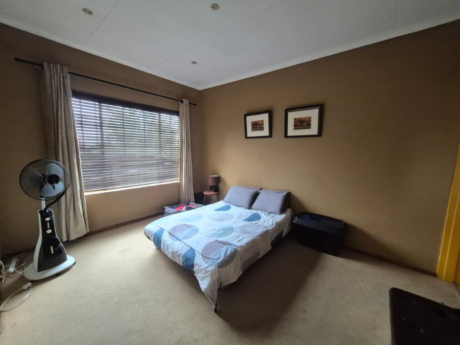 3 Bedroom Property for Sale in Radiokop Gauteng