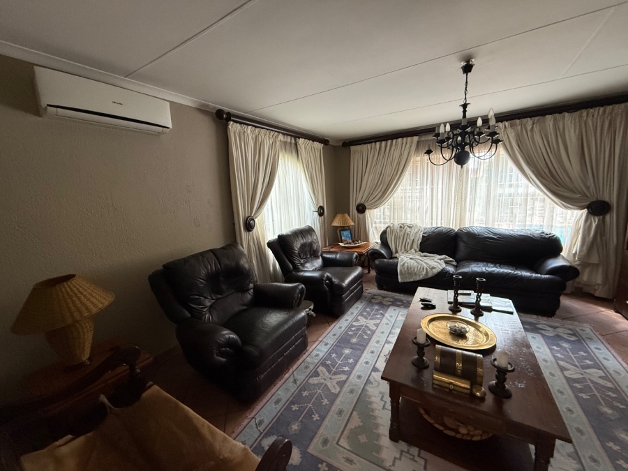 3 Bedroom Property for Sale in Sunward Park Gauteng