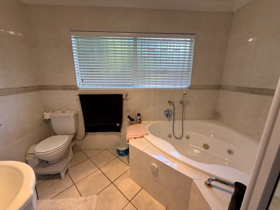 3 Bedroom Property for Sale in Sunward Park Gauteng