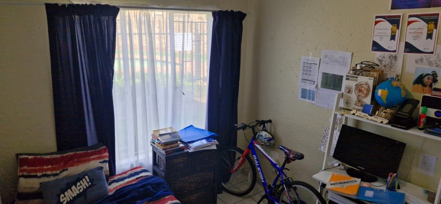 2 Bedroom Property for Sale in Wilgeheuwel Gauteng