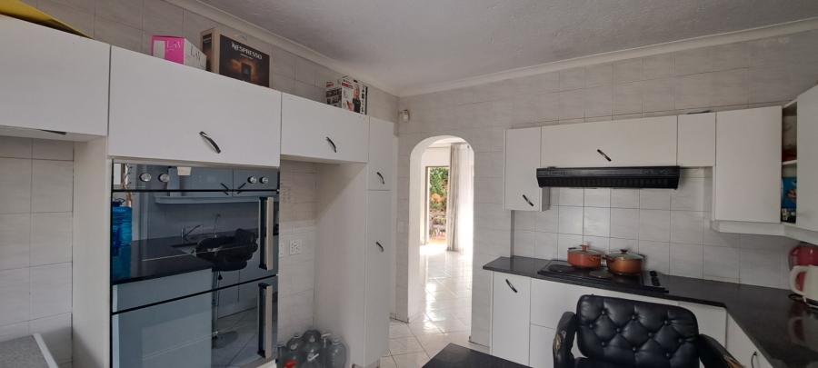 To Let 3 Bedroom Property for Rent in Bruma Gauteng