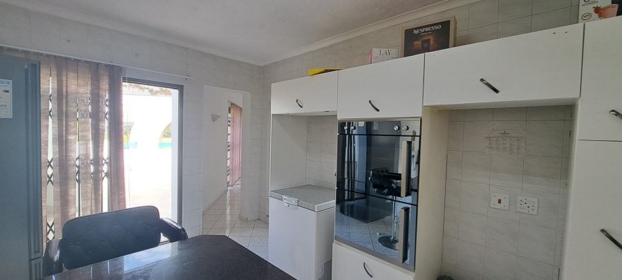 To Let 3 Bedroom Property for Rent in Bruma Gauteng