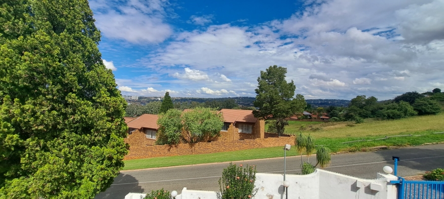 To Let 3 Bedroom Property for Rent in Bruma Gauteng