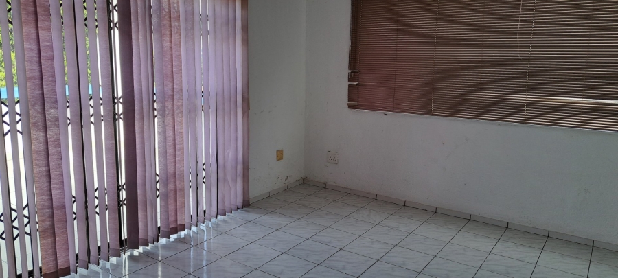 To Let 3 Bedroom Property for Rent in Bruma Gauteng