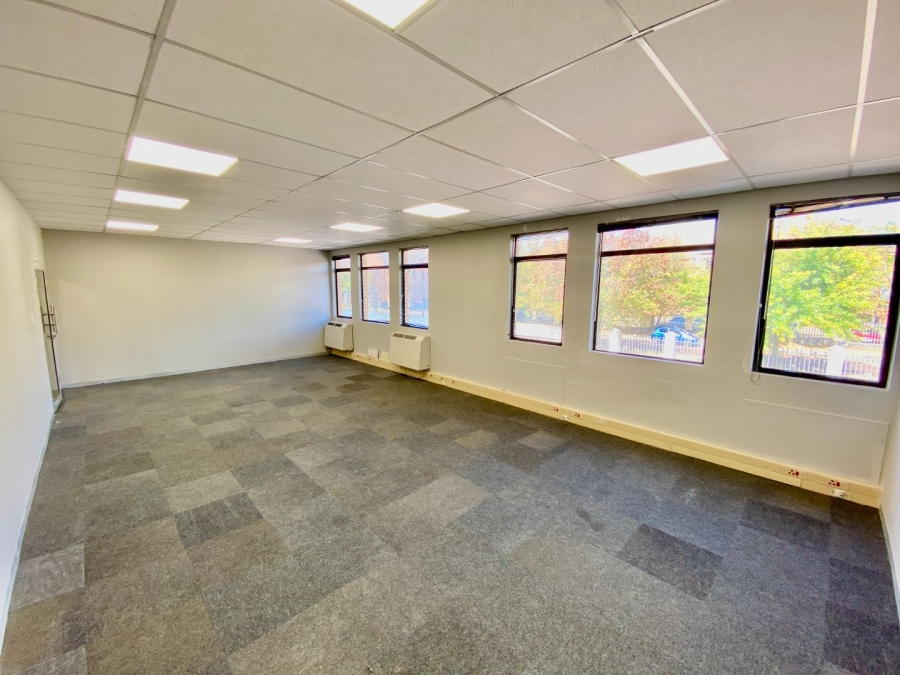 To Let Commercial Property for Rent in Faerie Glen Gauteng