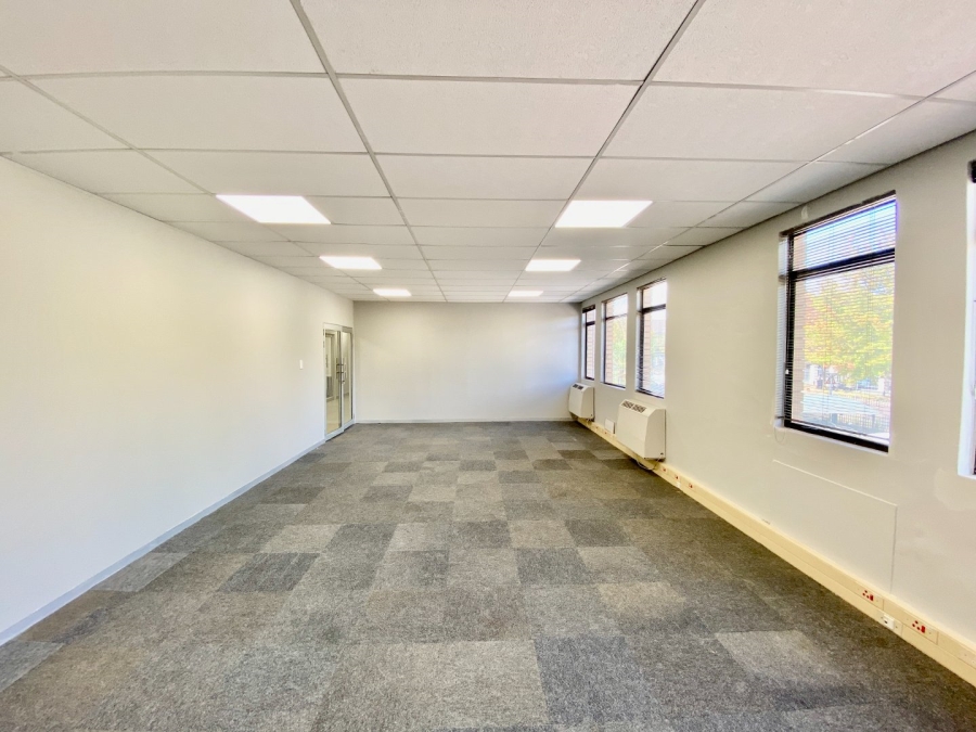 To Let Commercial Property for Rent in Faerie Glen Gauteng