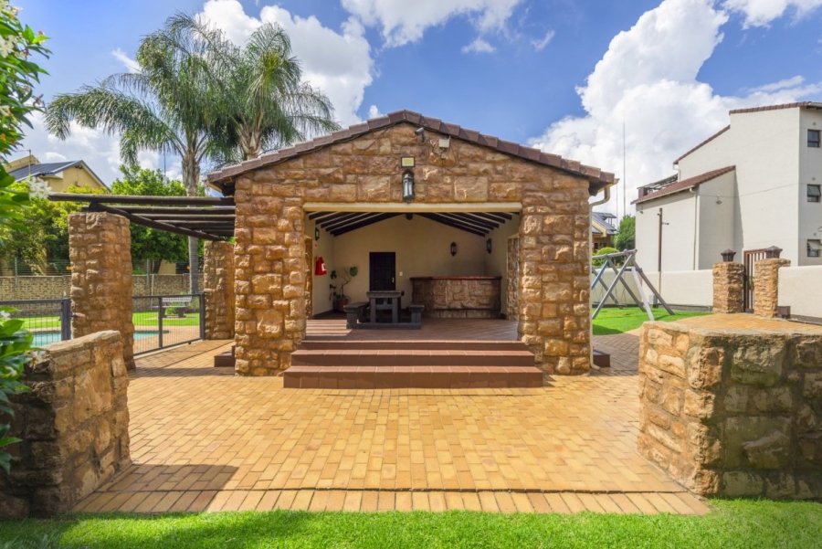 2 Bedroom Property for Sale in Eden Glen Gauteng