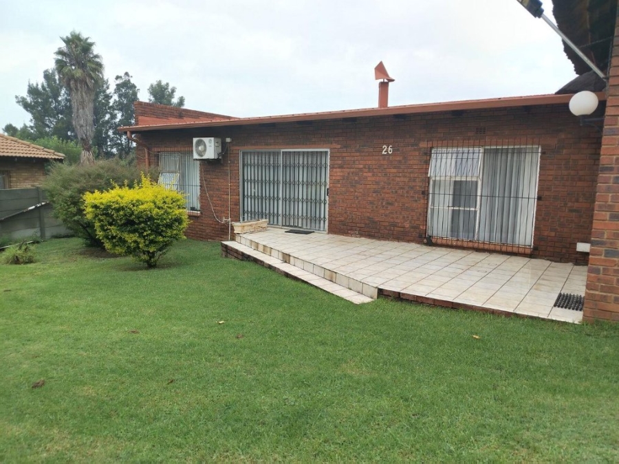 4 Bedroom Property for Sale in Mimosa Park Gauteng