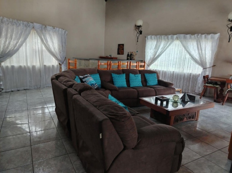 4 Bedroom Property for Sale in Mimosa Park Gauteng