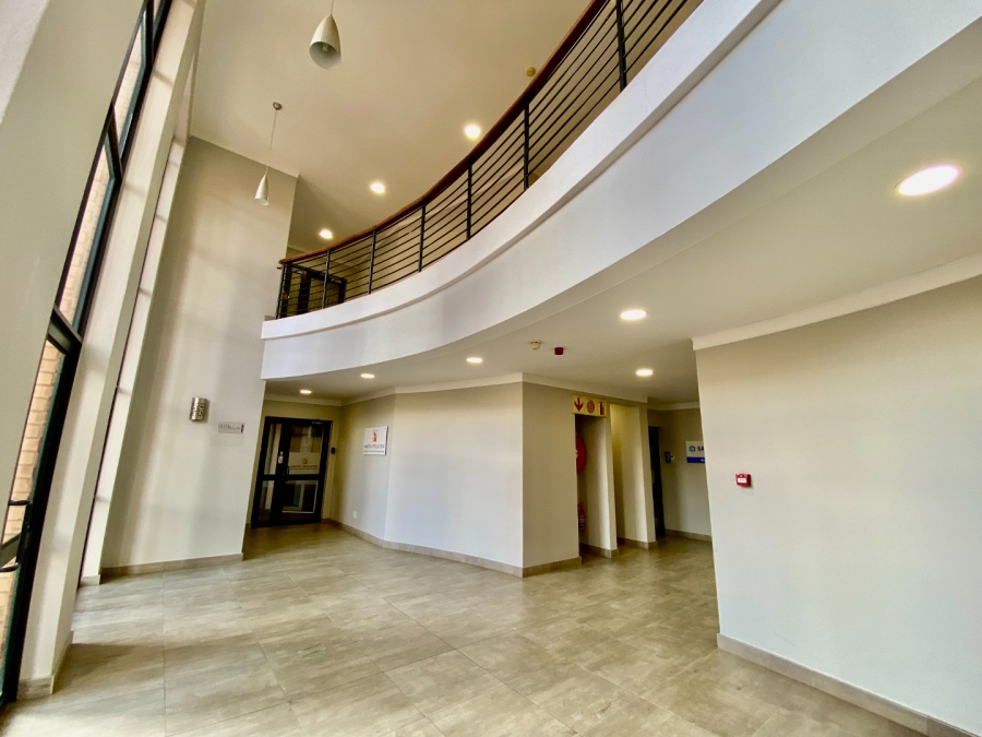 To Let Commercial Property for Rent in Faerie Glen Gauteng