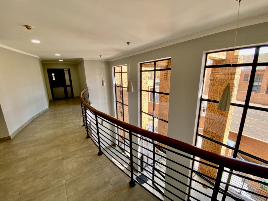 To Let Commercial Property for Rent in Faerie Glen Gauteng