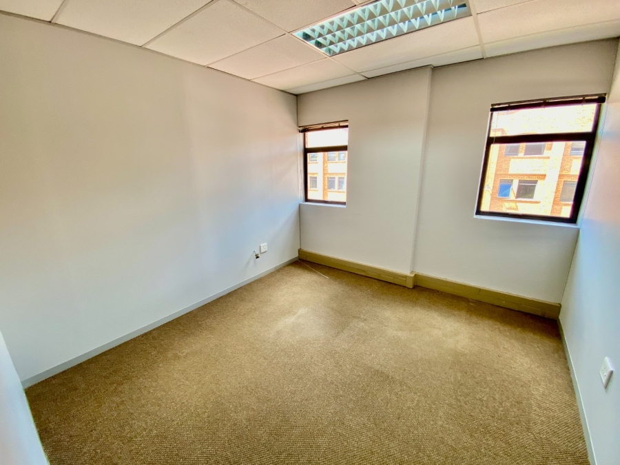 To Let Commercial Property for Rent in Faerie Glen Gauteng