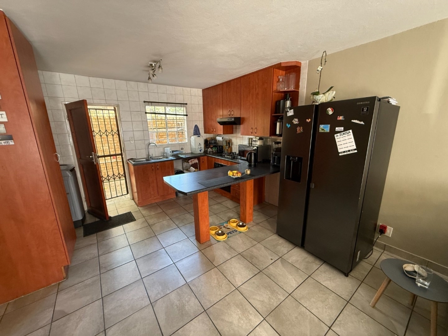 2 Bedroom Property for Sale in The Reeds Gauteng
