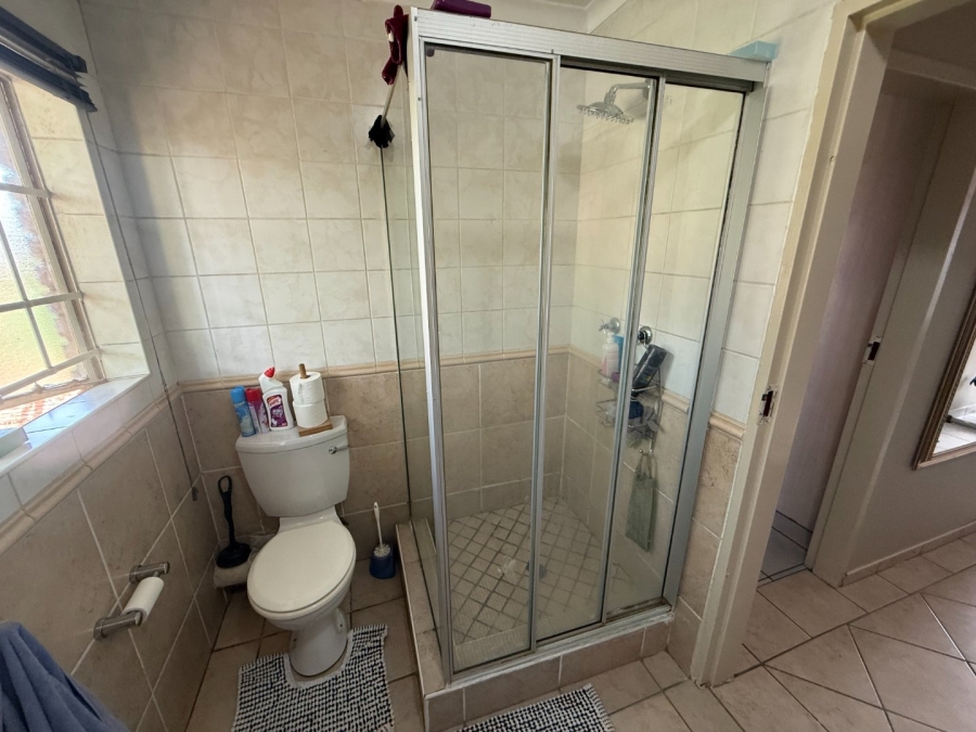 2 Bedroom Property for Sale in The Reeds Gauteng