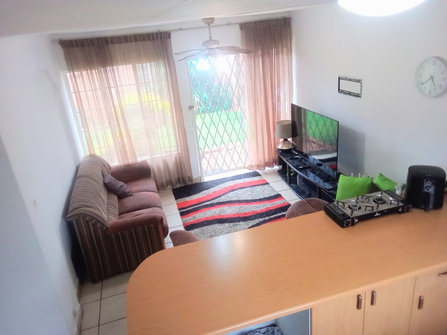 2 Bedroom Property for Sale in Hesteapark Gauteng