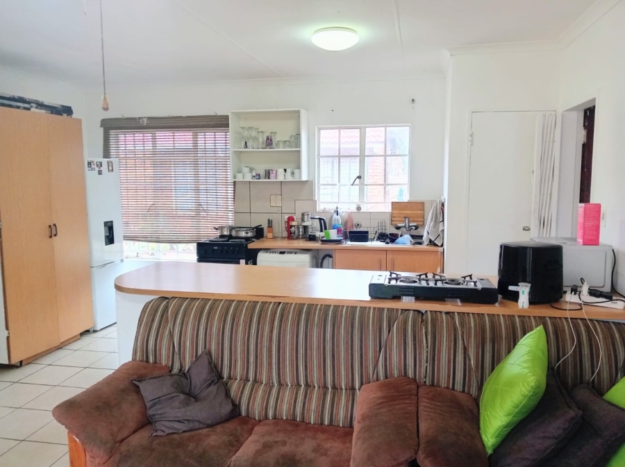 2 Bedroom Property for Sale in Hesteapark Gauteng