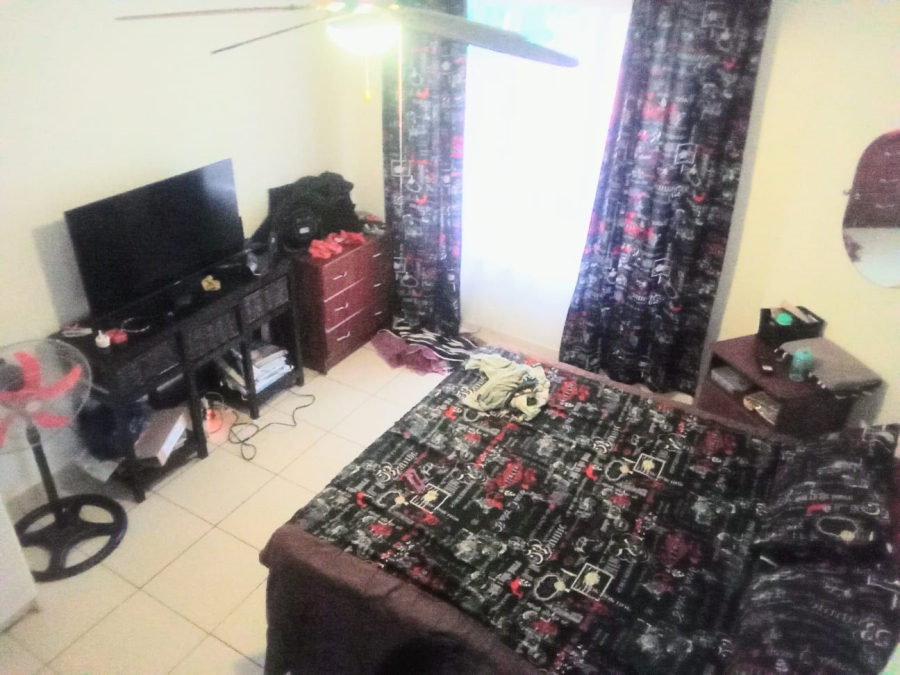 2 Bedroom Property for Sale in Hesteapark Gauteng