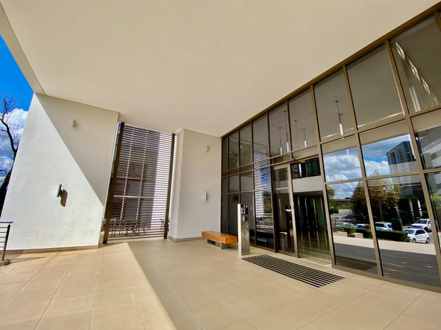 To Let Commercial Property for Rent in Die Hoewes Gauteng
