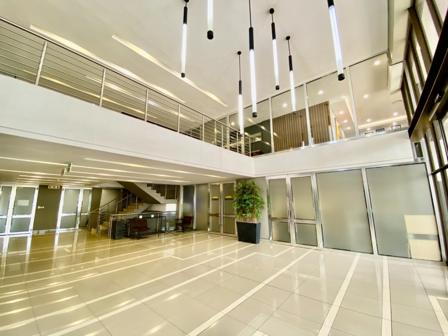 To Let Commercial Property for Rent in Die Hoewes Gauteng