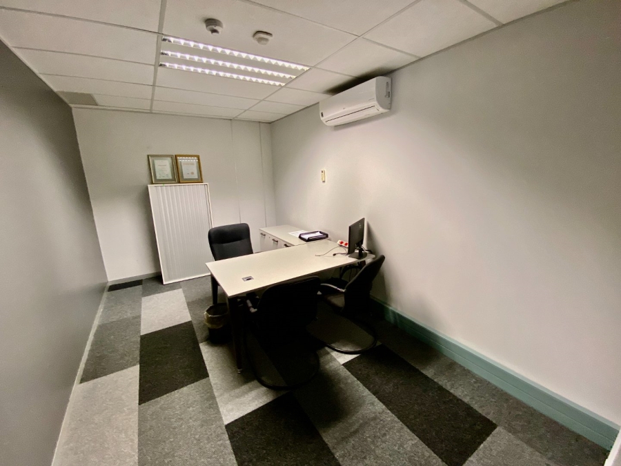 To Let Commercial Property for Rent in Die Hoewes Gauteng