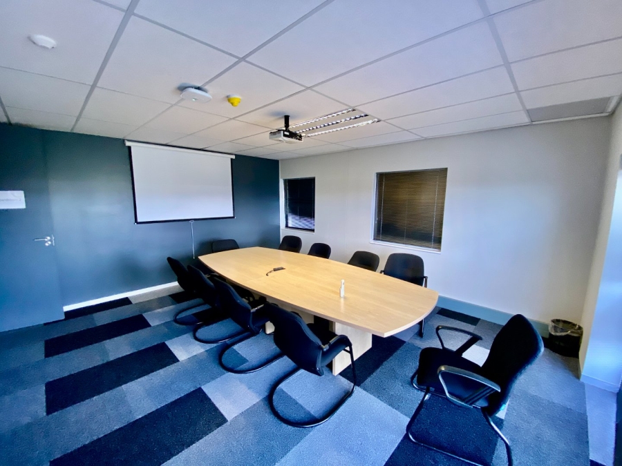 To Let Commercial Property for Rent in Die Hoewes Gauteng