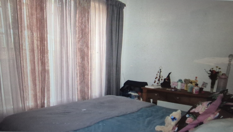 2 Bedroom Property for Sale in Wilgeheuwel Gauteng