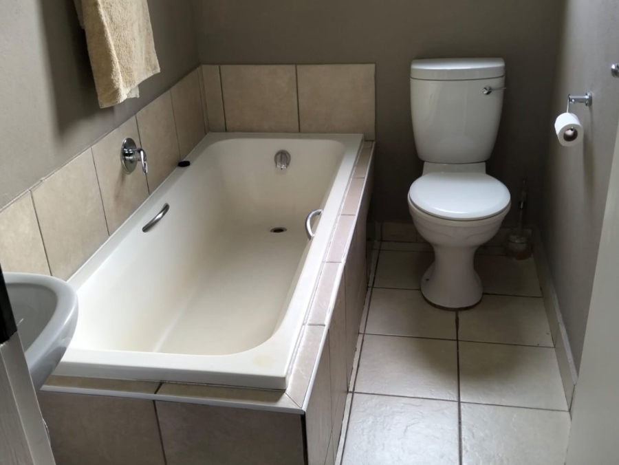 3 Bedroom Property for Sale in Sky City Gauteng
