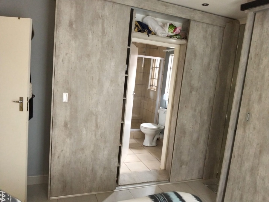 3 Bedroom Property for Sale in Sky City Gauteng