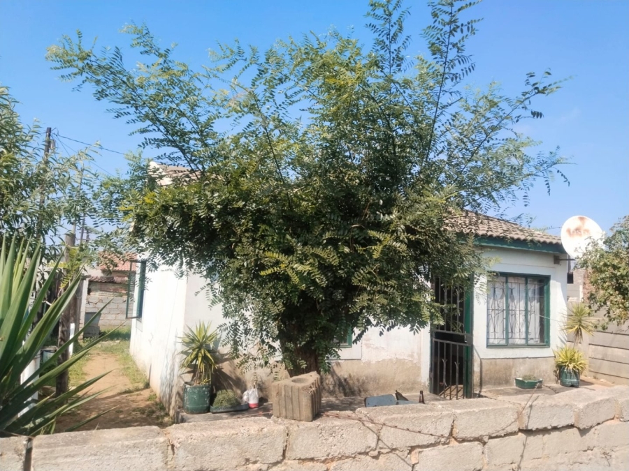 2 Bedroom Property for Sale in Etwatwa Gauteng