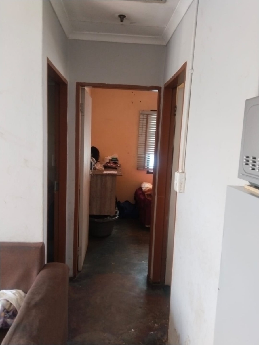 2 Bedroom Property for Sale in Etwatwa Gauteng