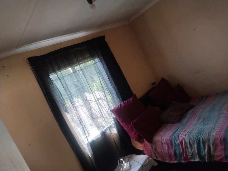2 Bedroom Property for Sale in Etwatwa Gauteng