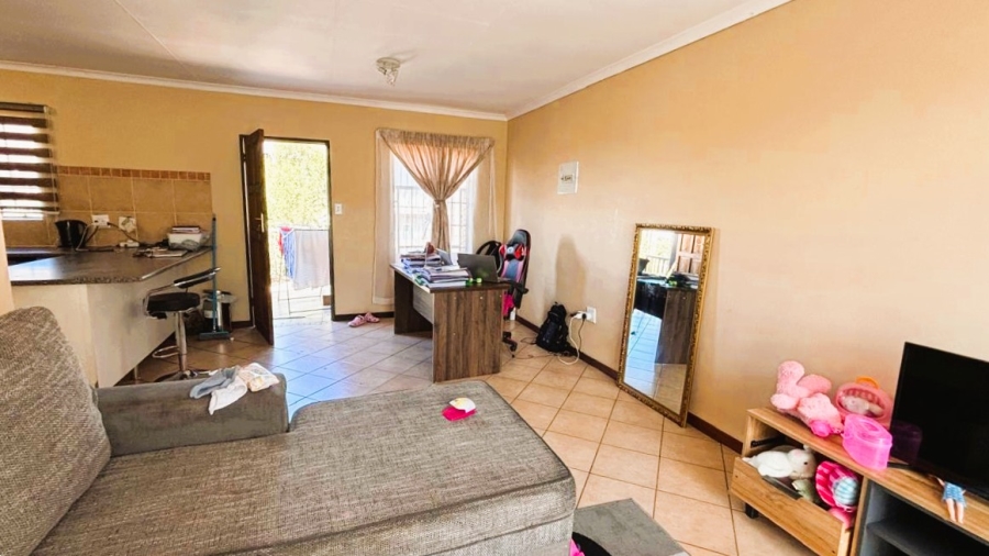 2 Bedroom Property for Sale in Eco Park Gauteng