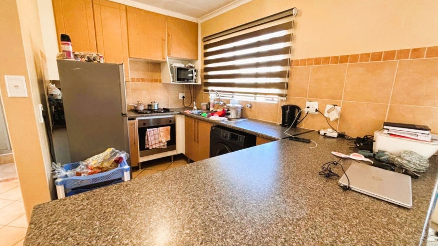 2 Bedroom Property for Sale in Eco Park Gauteng