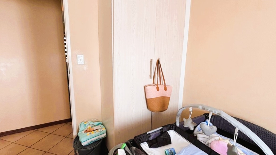 2 Bedroom Property for Sale in Eco Park Gauteng