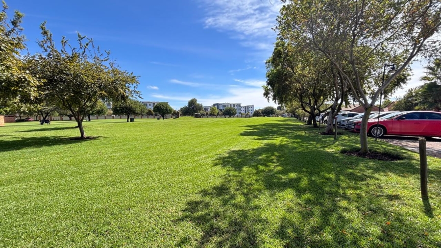 2 Bedroom Property for Sale in Eco Park Gauteng