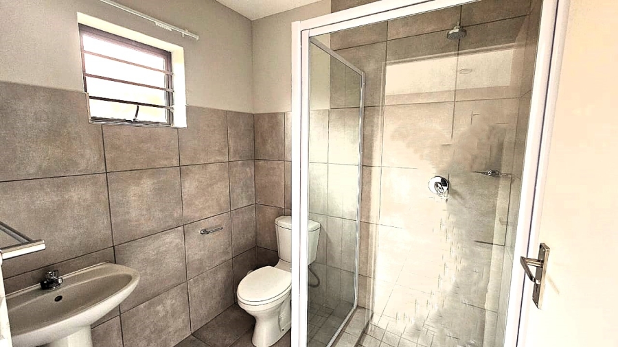 3 Bedroom Property for Sale in Willow Park Manor Gauteng