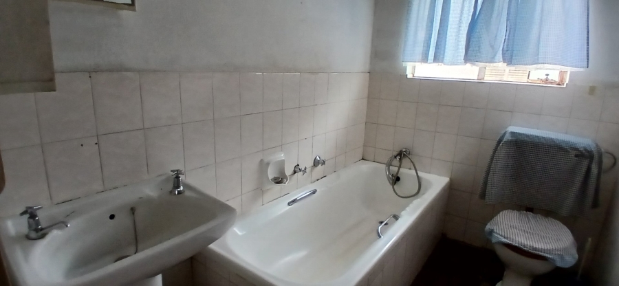 3 Bedroom Property for Sale in Heuweloord Gauteng