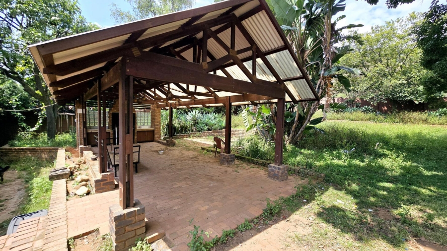 4 Bedroom Property for Sale in Meyerspark Gauteng