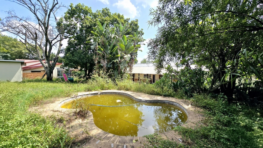 4 Bedroom Property for Sale in Meyerspark Gauteng