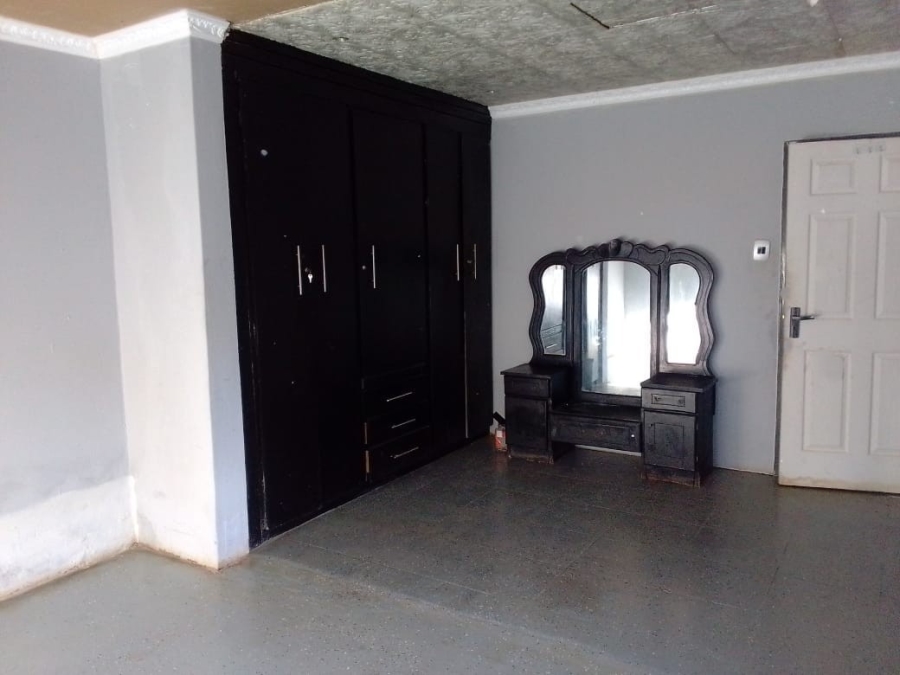 3 Bedroom Property for Sale in Etwatwa Gauteng