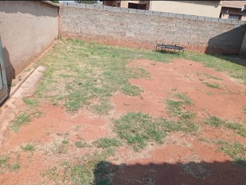 2 Bedroom Property for Sale in Moleleki Gauteng