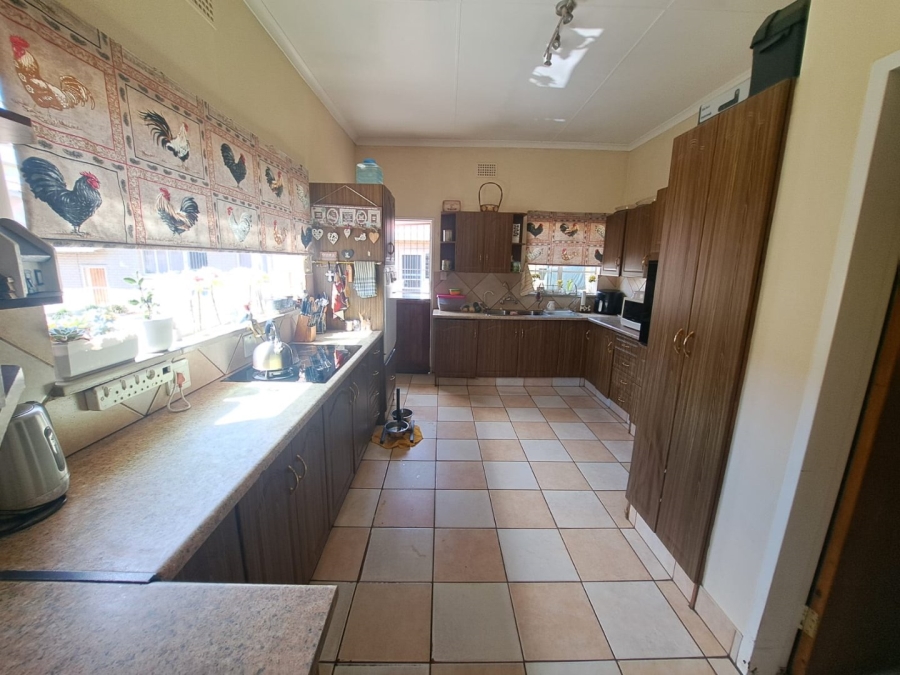 9 Bedroom Property for Sale in Rensburg Gauteng