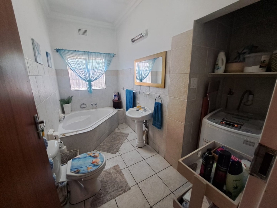 9 Bedroom Property for Sale in Rensburg Gauteng