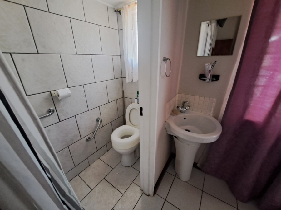 9 Bedroom Property for Sale in Rensburg Gauteng