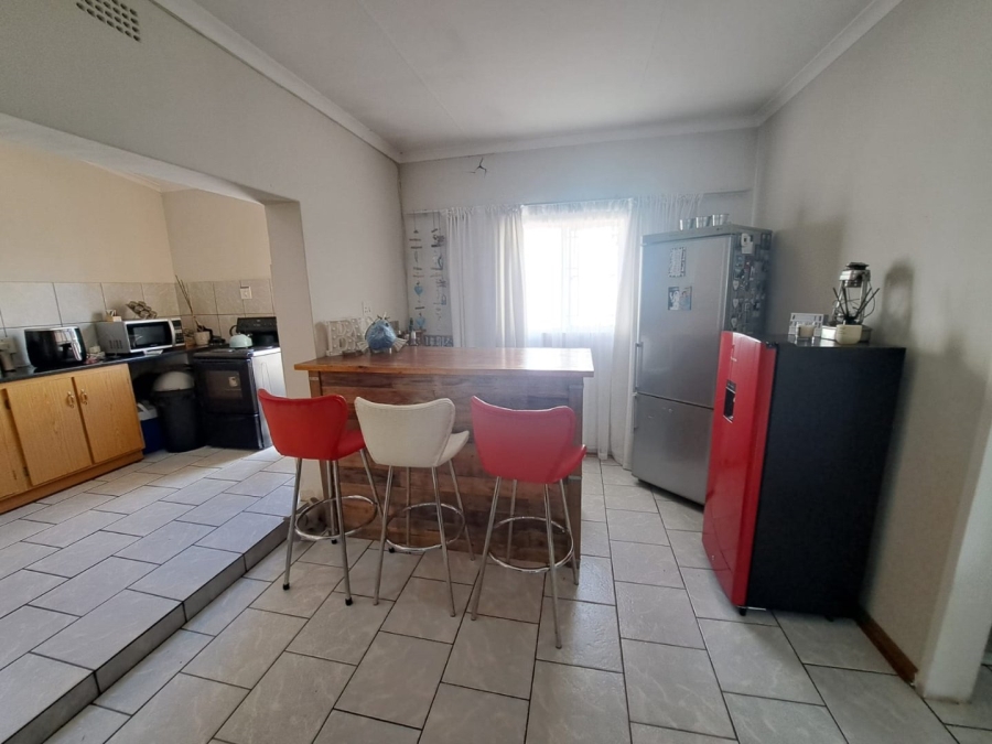 9 Bedroom Property for Sale in Rensburg Gauteng
