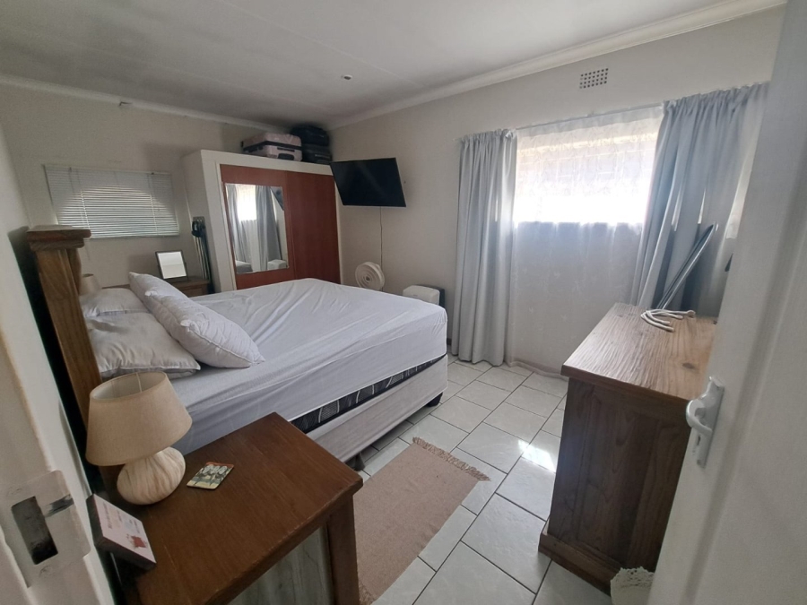 9 Bedroom Property for Sale in Rensburg Gauteng